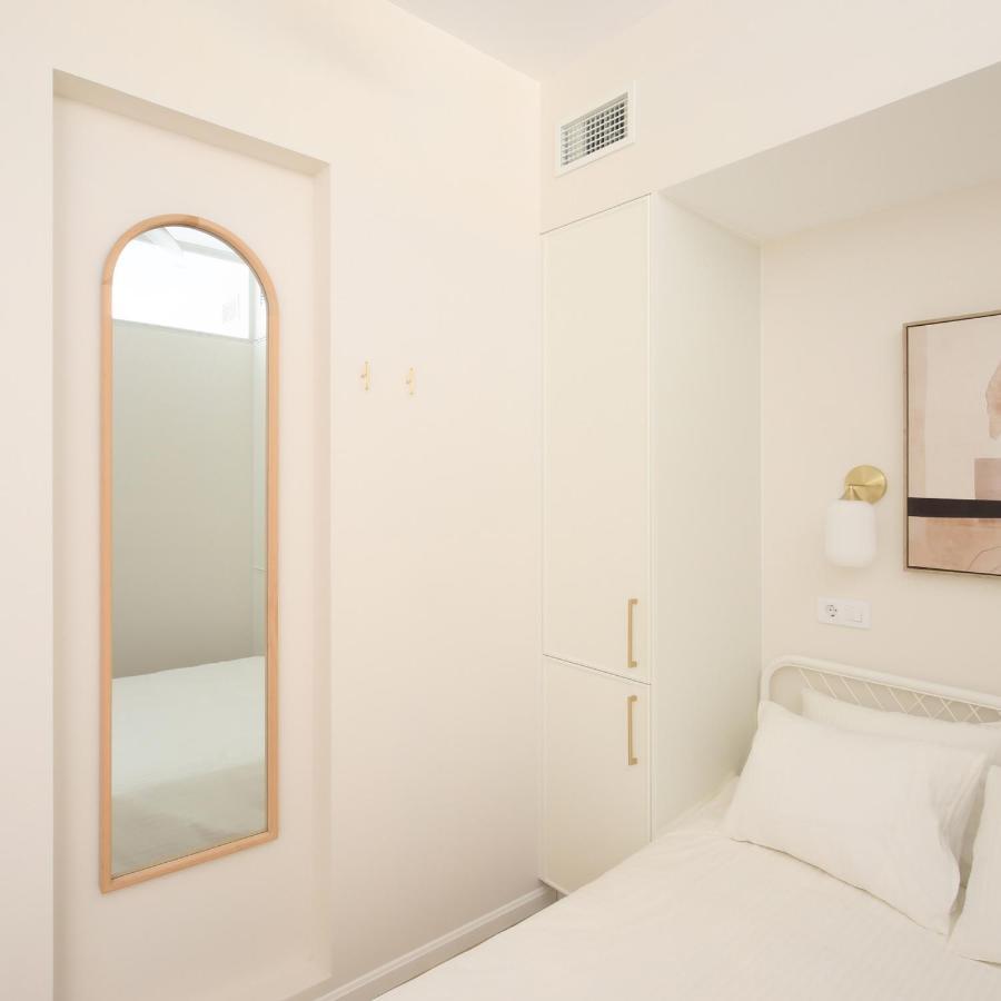 Staylish Studio Apartment In Malasana Madrid Extérieur photo