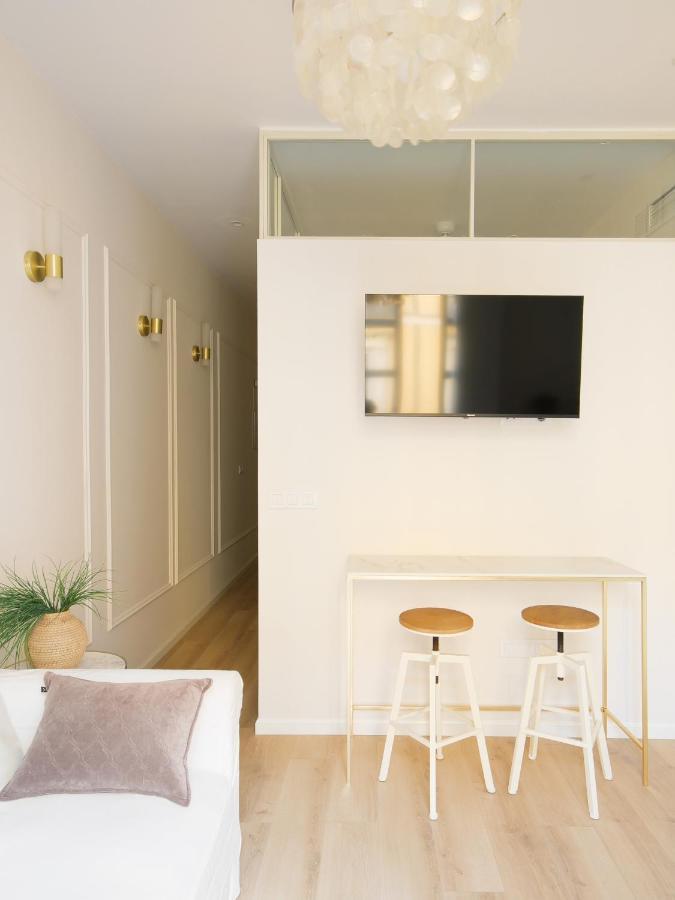 Staylish Studio Apartment In Malasana Madrid Extérieur photo